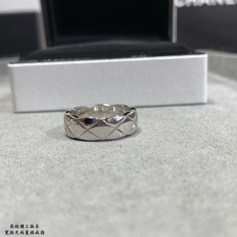 Ch**el rings
